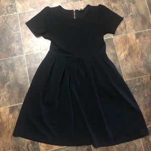 Women’s lularoe Amelia dress